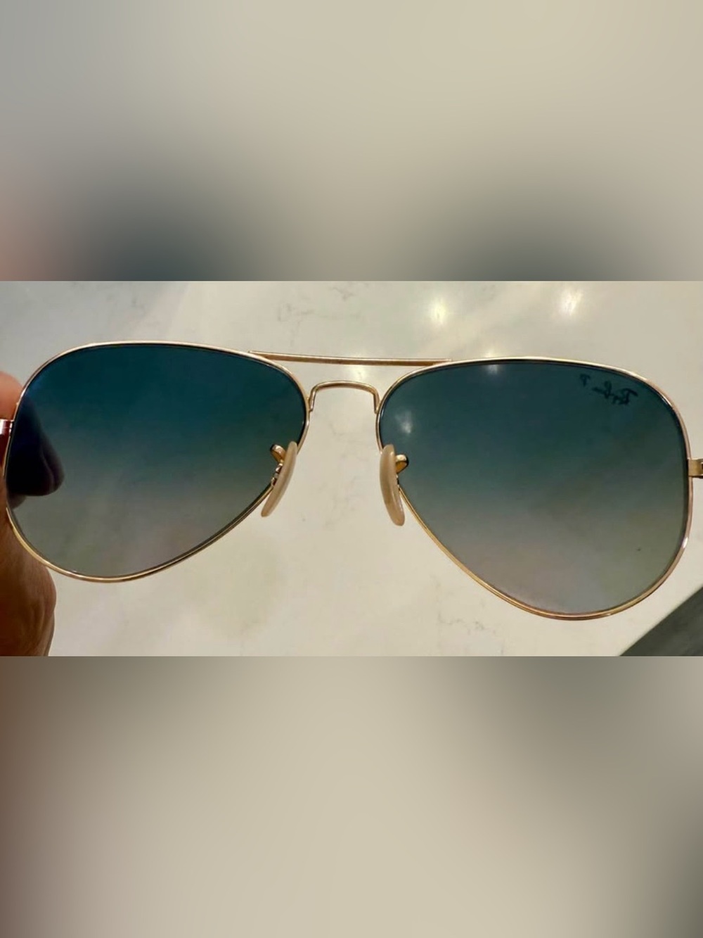 Ray-Ban Gold Frame Aviator Sunglasses with Polarized  Brown Gradient Lenses - Picture 3 of 3